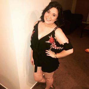 Meet your Posher, Alexis